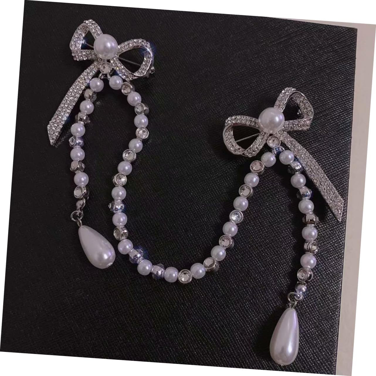 Diamond Tassel Pearl Brooch Chain Alloy Shiny Corsage Women'S Unique Brooch for Parties and Daily Wear