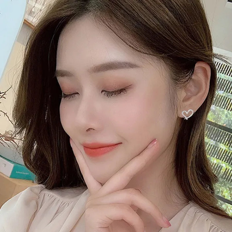 Earrings for Women Silver Bar Setting Lab Diamond Heart Stud Earrings Bridal Wedding Party Fashion Accessories