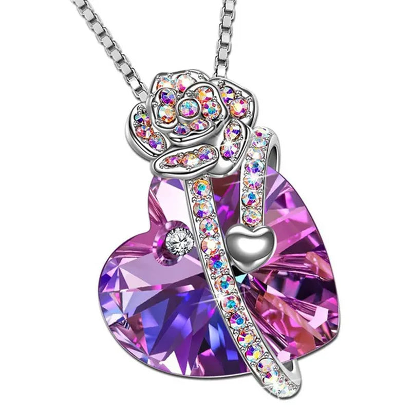 Elegant Fashion Women'S Creative Heart-Shaped Crystal Necklace Rose Necklace Butterfly Necklace Multicolor Love Diamond Flower Pendant Engagement Necklace Women'S Diamond Jewelry Birthday Party Gift Jewelry