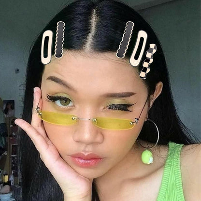 16 PCS  Simple No Bend Hair Clips, Black White Checker Barrettes, No Crease Wave Geometric Duckbill Pins, Korean Styling Minimalist Hairpin Hair Accessories, Gifts for Women Girls