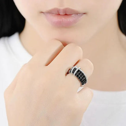 Fashion Women Creative Cross Cross Zircon Ring Black and White Bicolor Zircon Ring Engagement Rings for Women Princess Jewelry Lovely Girl Birthday Party Anniversary Gift Size: 5-11