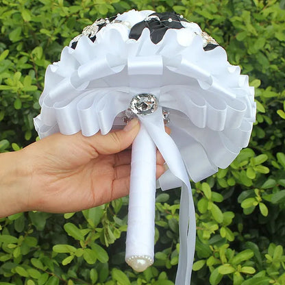Customizable White and Black Silk Flower Wedding Bouquet Crystal Brooch Pearl Bridal Bouquet Artificial Simulation Rose wedding Holding Flower Bridesmaid Bouquet