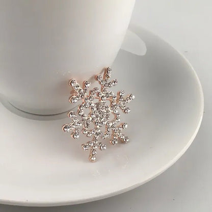 Christmas Charming Water Diamond Diamond Christmas Snowflake Brooch Christmas Gift.