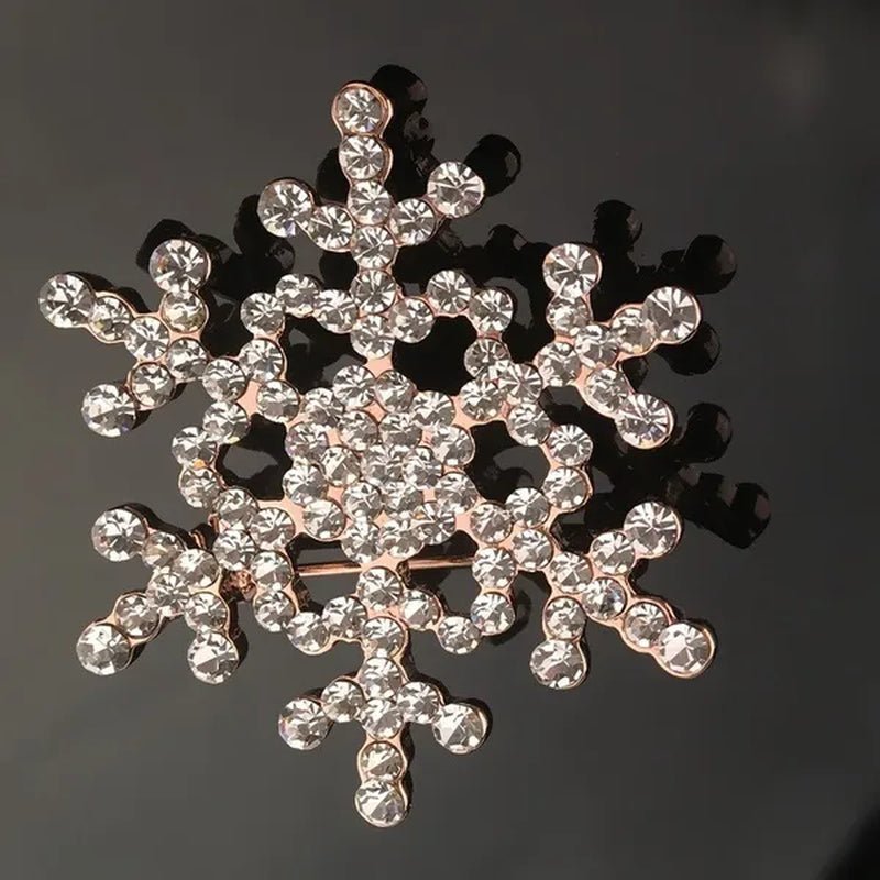 Christmas Charming Water Diamond Diamond Christmas Snowflake Brooch Christmas Gift. - WORLD TIME VISITS