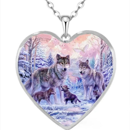 Classic Retro Wolf Belief Totem Parent - child Necklace Simple New Heart Pendant Necklace Fashionable Women's Animal Jewelry Accessories Elegant Leisure Women's Birthday Gift Holiday Anniversary Gift - WORLD TIME VISITS