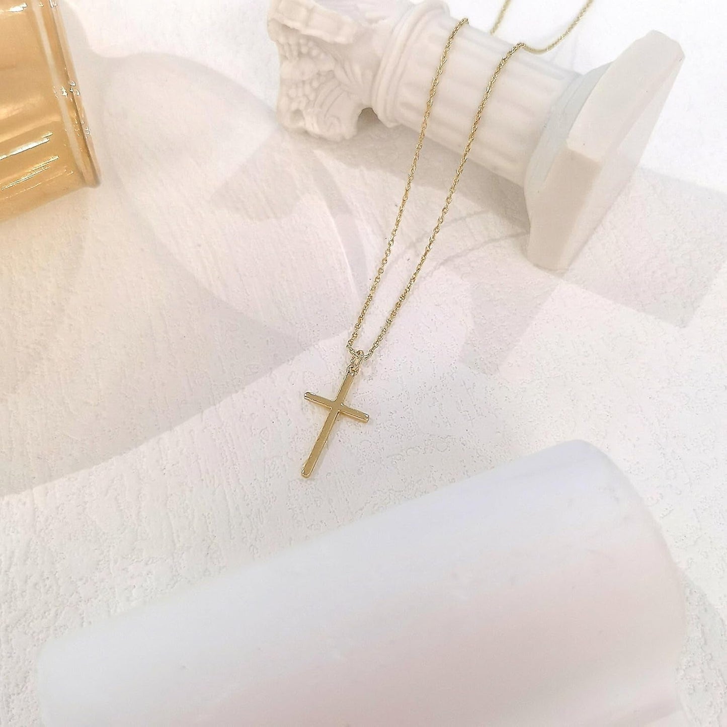 Cross Necklace for Women - 18K Gold Plated Cross Pendant Necklace Dainty Simple Gold Cross Necklace Tiny Gold Cross Necklaces for Women Trendy Gold Jewelry for Women Gift