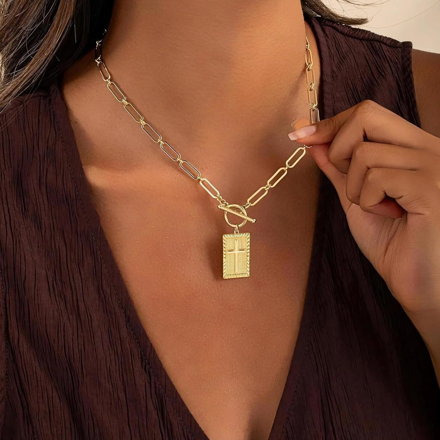 Cross Necklace for Women Trendy, 18K Gold Plated Cross Pendant Charm Necklace Dainty Paperclip Chain Religious Jewelry Gifts for Christian Faith, Baptism, First Communion