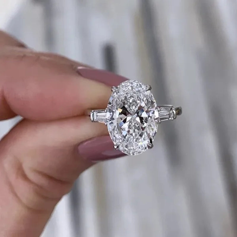 Luxurious Fashion Woman Simple 925 Sterling Silver Natural Oval White Sapphire Diamond Ring Romantic Bride Wedding Accessories Engagement Jewlery Gift for Girlfriend Gemstone Rings Size 4-12