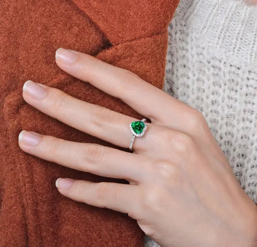 NEW 925 sterling silver Green heart AAA CZ CZircon lady wedding Ring