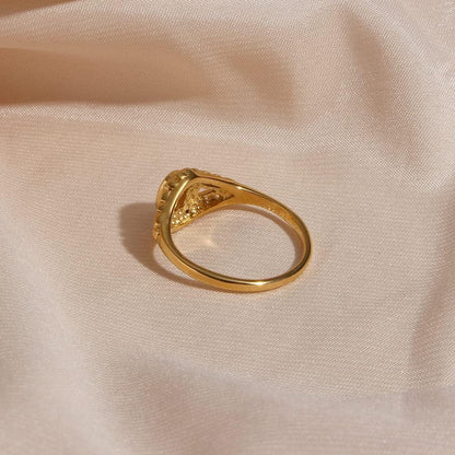 Vintage Freshwater Pearl Rings Stainless Steel Gold Plated Flower Pattern Jewelry for Women