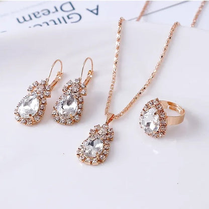4pcs/set Princess Crown Necklace Set European and American Bridal Engagement Ring Earrings Pendant Exquisite Wedding Jewelry Set