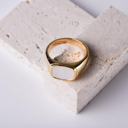 18K Gold Plated Womens Gold Signet Ring Starburst Gold Signet Rings Star Minimalist Signet Ring Mother of Pearl Statement Signet Ring