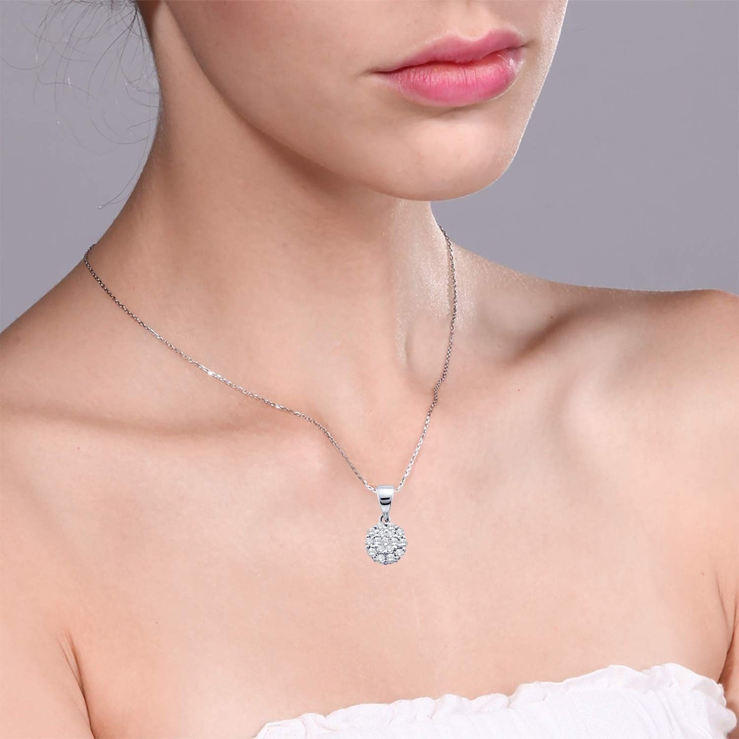 14Kt White Gold Womens round Diamond Flower Cluster Pendant 1/4 Cttw