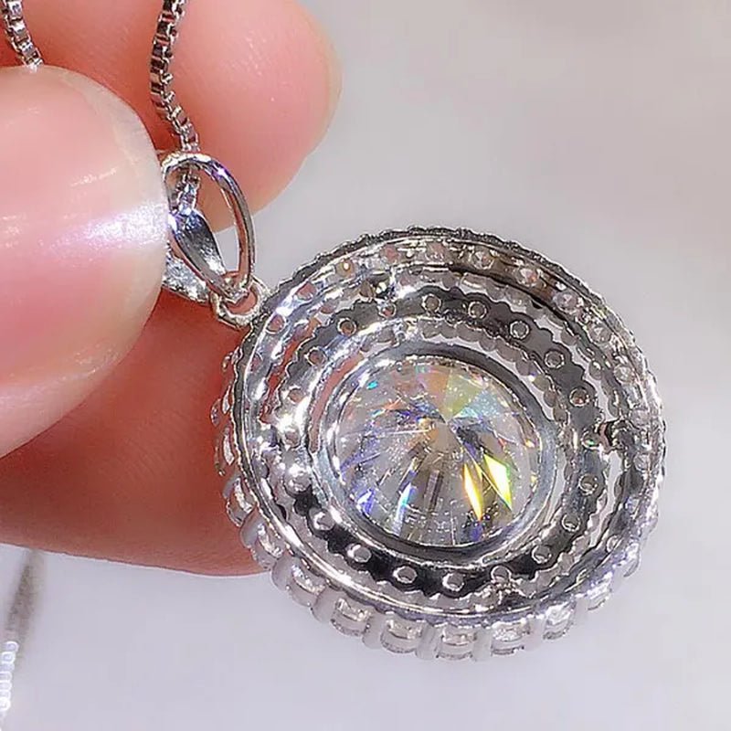 Delicate Moissanite Solitaire Necklace for Women Bridal Romantic Wedding Necklace Jewelry