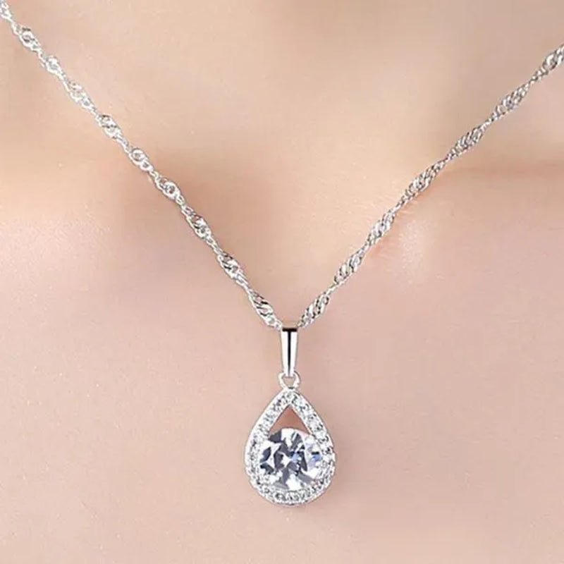 Delicate Teardrop Plated Moissanite Cubic Zirconia Necklace for Women Bridal Engagement Wedding Fine Jewelry Gift