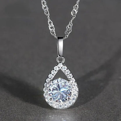 Delicate Teardrop Plated Moissanite Cubic Zirconia Necklace for Women Bridal Engagement Wedding Fine Jewelry Gift