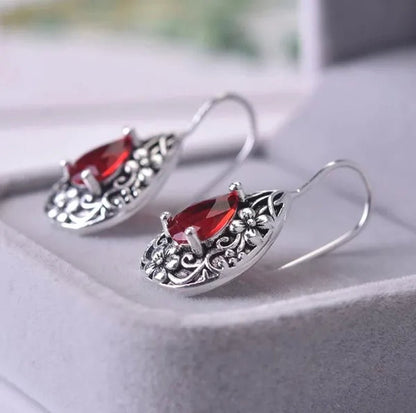 Diamond for Women Waterdrop Pear  Carved Red Topaz Gemstone Garnet Earrings Jewelry