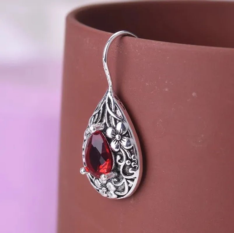 Diamond for Women Waterdrop Pear  Carved Red Topaz Gemstone Garnet Earrings Jewelry