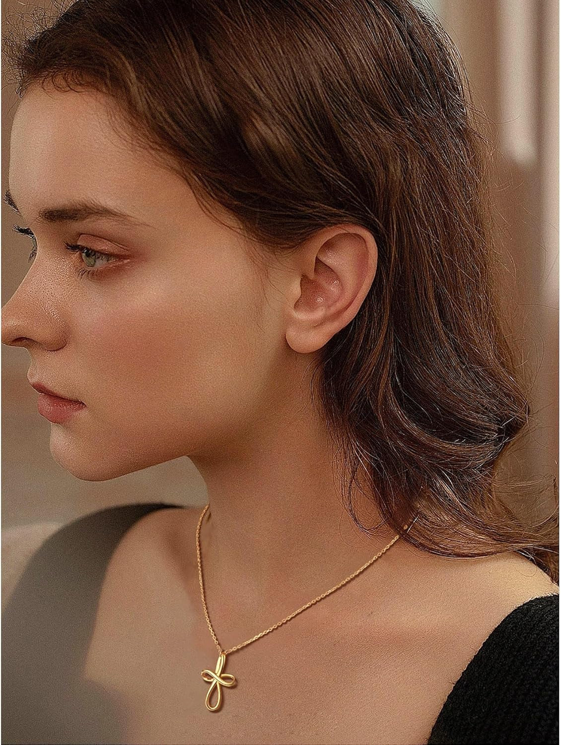 Cross Necklace 14K Gold Cross Necklaces for Women Twisted Gold Chain Necklace for Womens Pendant Necklaces 24Mm (18 Inch)