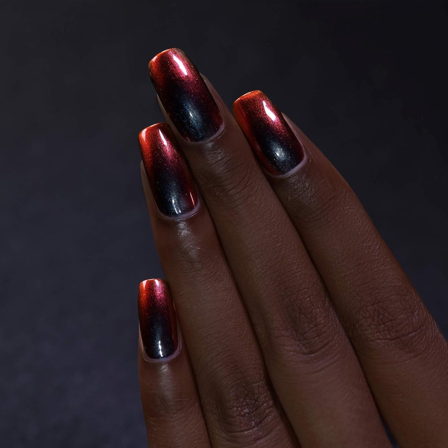 ILNP Eclipse - Black to Red Ultra Chrome Nail Polish