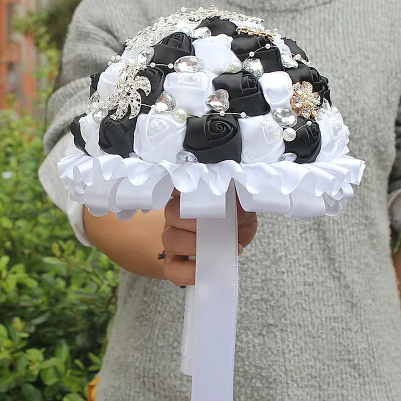 Customizable White and Black Silk Flower Wedding Bouquet Crystal Brooch Pearl Bridal Bouquet Artificial Simulation Rose wedding Holding Flower Bridesmaid Bouquet