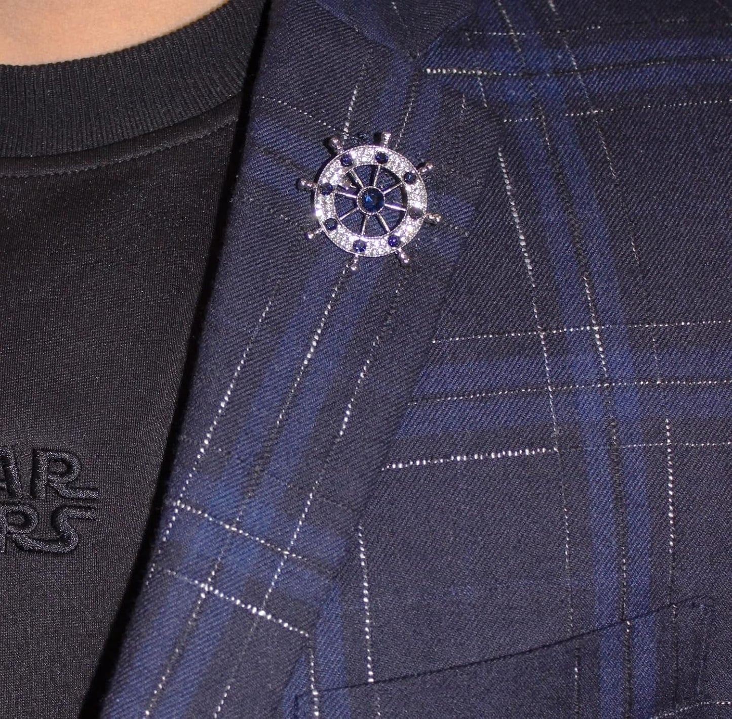 Wild Anchor Brooch Diamond Suit Collar Flower Brooch Accessories Male Navy Wind Rudder Pin Badge Buckle