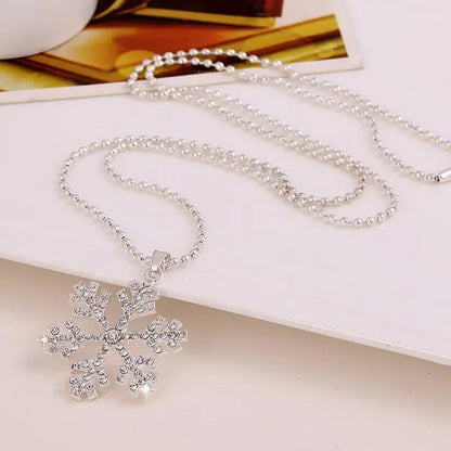 New Fashion Christmas Gift Decoration Explosion Crystal Pendant Full Diamond Pendant Necklace Snowflake Sweater Chain