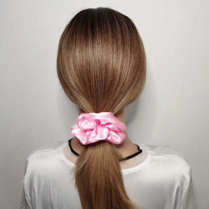 6 Pcs Satin Silk Hair Scrunchies, Soft Hair Ties for Women and Girls, 4.5 Inch Hair Bands and Accessories in Assorted Red and Pink