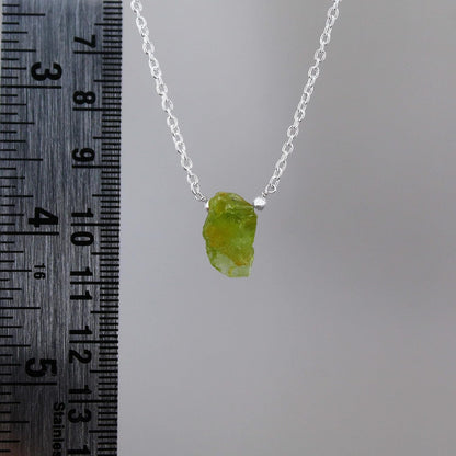 Gempires Raw Peridot Pendant Necklace, Peridot Crystal Pendant 10-14 Mm, August Birthstone Jewelry for Women, 16 + 2 Inch Silver Plated Adjustable Chain