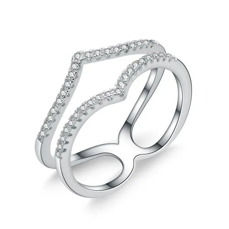 Majesty Diamonds MDS170416 White Zircon Geometric Cocktail Ring in .925 Sterling Silver - Size Adjustable