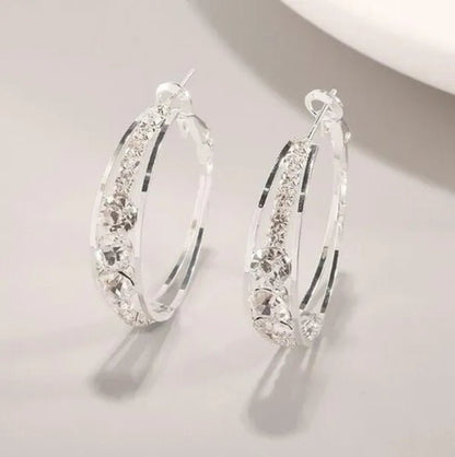 European and American Fashion Hoop Earrings Women's Earrings Micro-inlaid White Zircon Delicate Earrings Romantic Valentine's Day Gift Engagement Earrings Wedding Earrings Anniversary Women's Jewelry