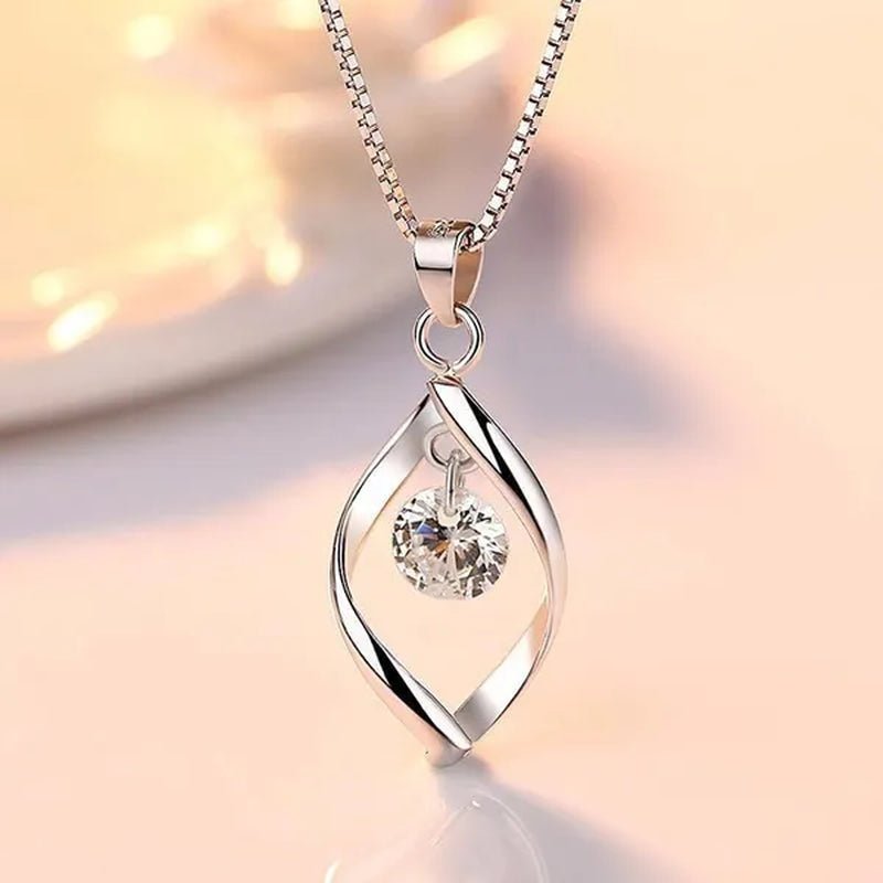 Exquisite Elegant Bridal Wedding Silver Plated Necklace for Women White Sapphire Teardrop Pendant Necklace