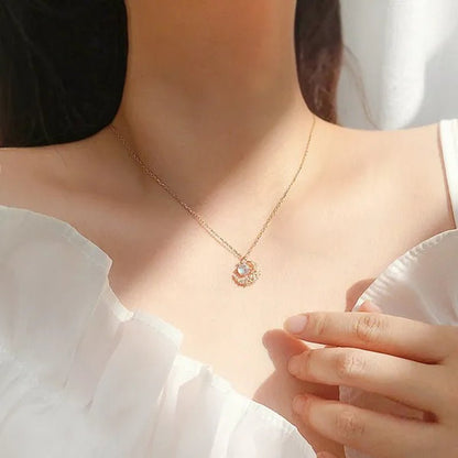 Exquisite Fashion Zircon Set Gem Moon Necklace Elegant Women's Pendant Necklace Fairy Necklace Exquisite Fashion Accessories Lover's Gift Necklace Anniversary Christmas Gift Jewelry