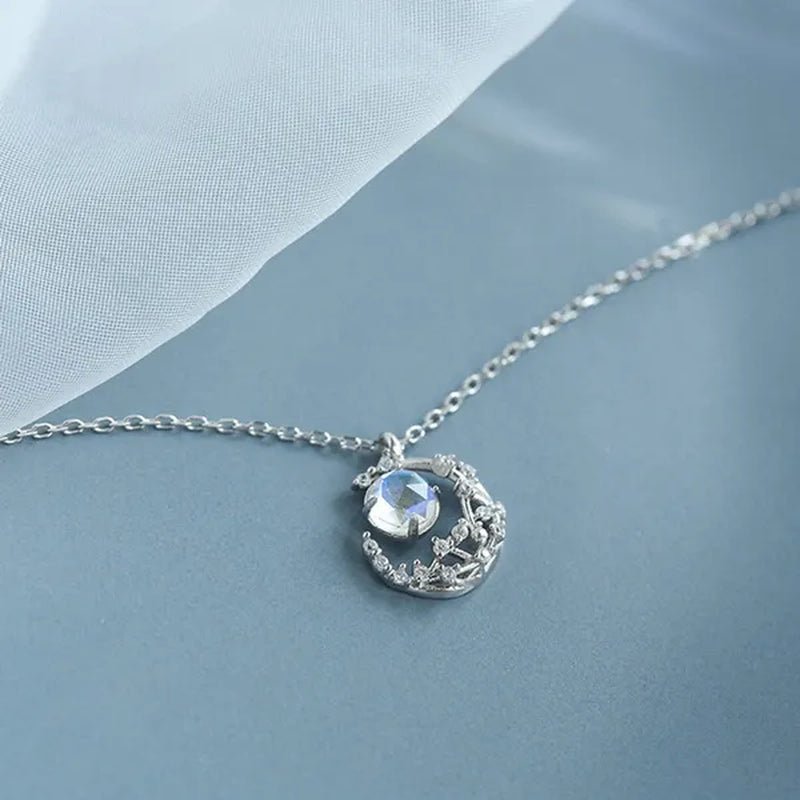 Exquisite Fashion Zircon Set Gem Moon Necklace Elegant Women's Pendant Necklace Fairy Necklace Exquisite Fashion Accessories Lover's Gift Necklace Anniversary Christmas Gift Jewelry - WORLD TIME VISITS