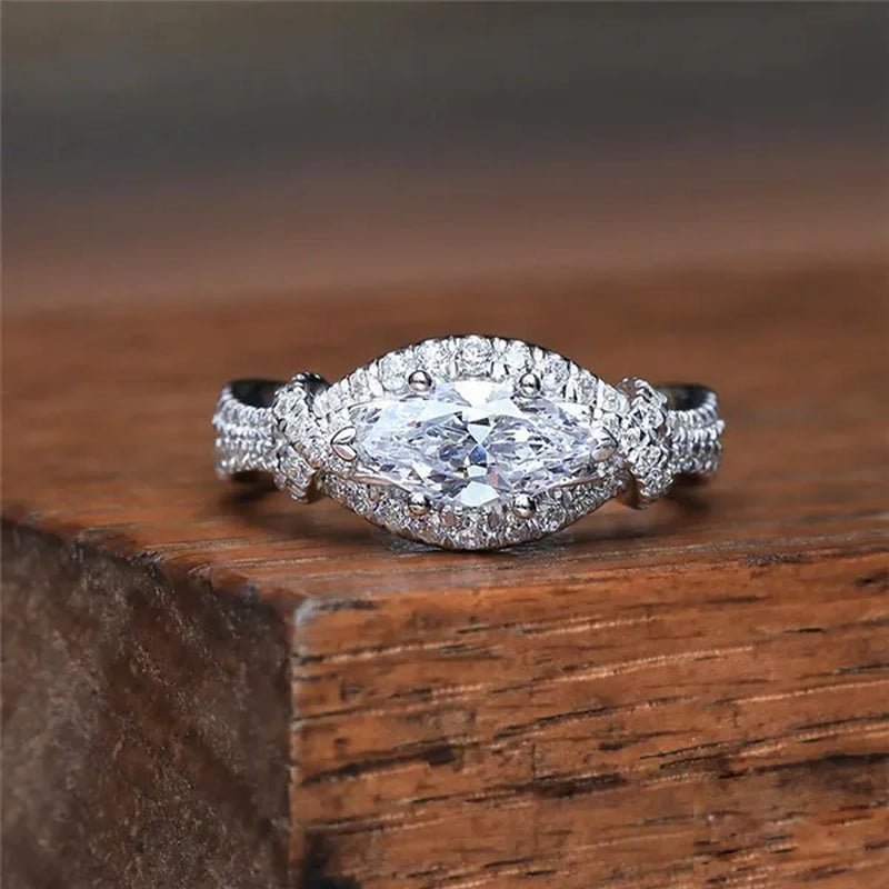 Exquisite Marquise Cut Natural Gem Moissanite 18K White Gold Women's Ring Simulation Diamond Wedding Ring - WORLD TIME VISITS