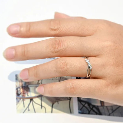 Exquisite Silver Color Twist Ring Shiny Crystal Zircon Wedding Band Engagement Rings for Women Anniversary Party Gift