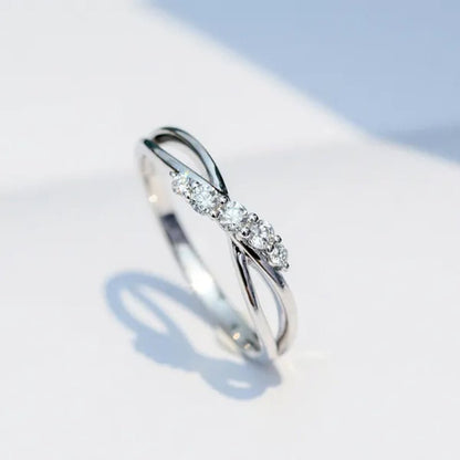 Exquisite Silver Color Twist Ring Shiny Crystal Zircon Wedding Band Engagement Rings for Women Anniversary Party Gift