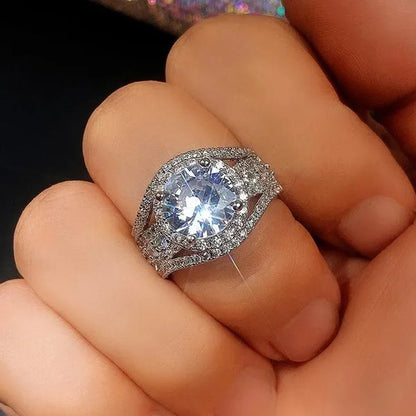 Exquisite Silver Plated Side Micro Inlay Moissanite Diamond Ring for Women Romantic Wedding Bridal Promise Eternity Jewelry