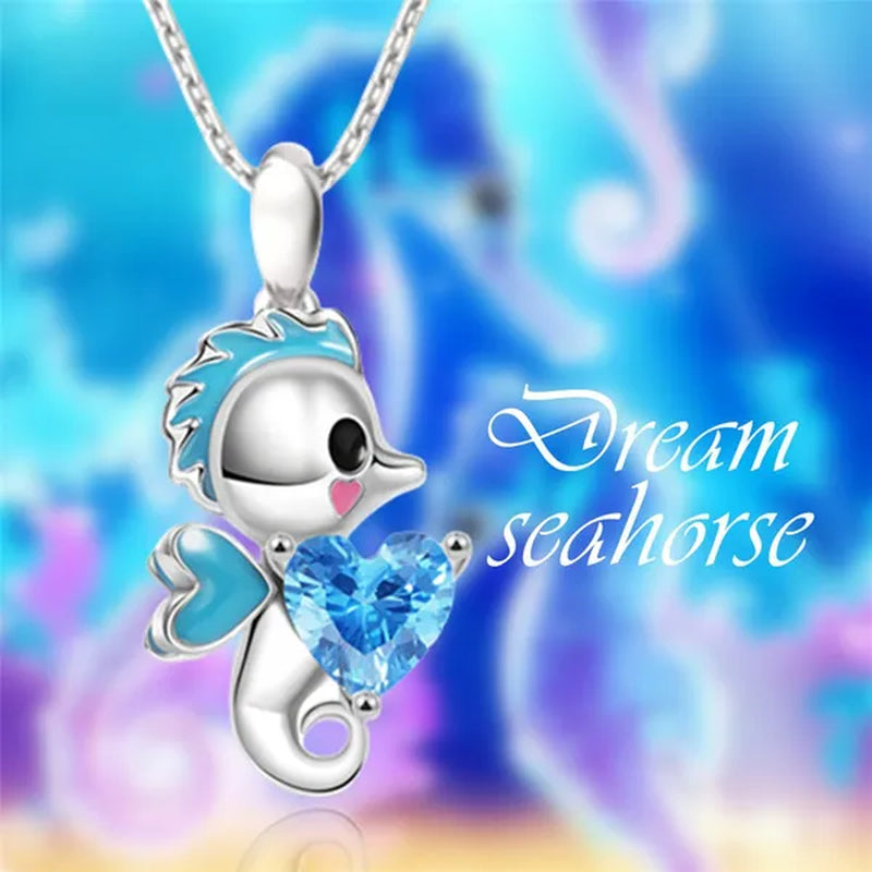 Creative Cartoon Axolotl Animal Heart Shape Diamond Crystal Pendant Necklace Exquisite Women's 925 Silver Necklace Princess Pendant Panda Snowman Necklace Engagement Wedding Accessories Party Jewelry Birthday Gift