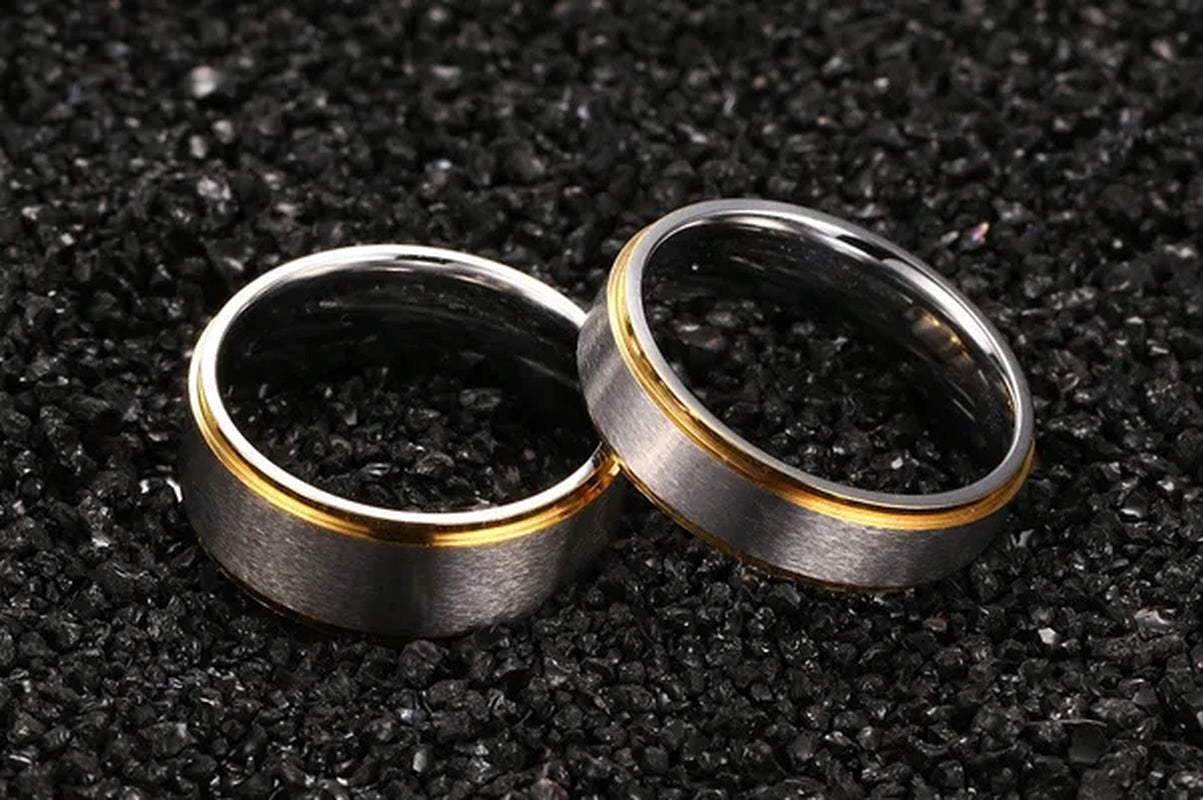 Stainless Steel Gold Edged 2-Tone Brushed Wedding Band Ring Men/Women's Fashion Jewelry