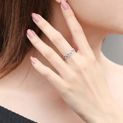 Fashion 925 Sterling Silver Twist Ring White Sapphire Diamond Wedding Band Female Bride Proposal Engagement Party Jewelry Anniversary Gift