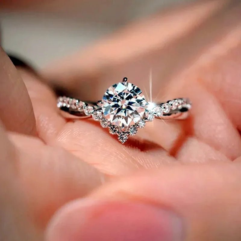 Fashion Accessories Gorgeous 925 Sterling Silver White Sapphire Round Cut Moissanite Diamond Ring Elegant Bride Wedding Jewelry for Women Rings Engagement Anniversary Party Band Gift Size 4 - 12 Bague Femme - WORLD TIME VISITS