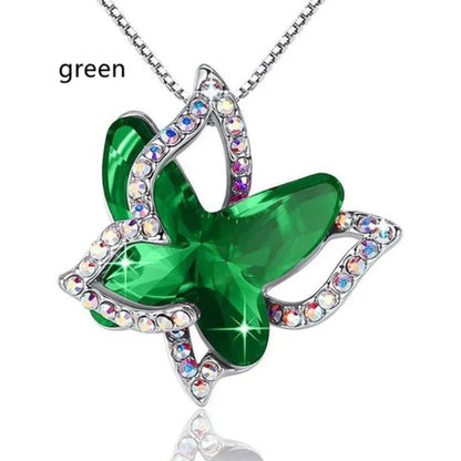 Fashion Crystal Butterfly Necklace Zircon Hollow Out Butterfly Pendant Engagement Necklaces for Women Insect Butterfly Jewelry Charm Accessories Birthday Party Anniversary Gift