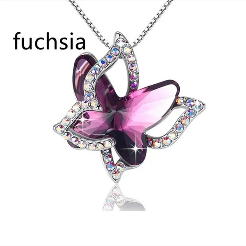 Fashion Crystal Butterfly Necklace Zircon Hollow Out Butterfly Pendant Engagement Necklaces for Women Insect Butterfly Jewelry Charm Accessories Birthday Party Anniversary Gift