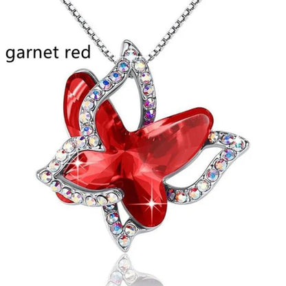 Fashion Crystal Butterfly Necklace Zircon Hollow Out Butterfly Pendant Engagement Necklaces for Women Insect Butterfly Jewelry Charm Accessories Birthday Party Anniversary Gift