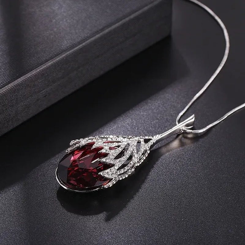 Fashion Crystal Diamond Water Dripping Sweater Chain Women's Geometric Long Necklace