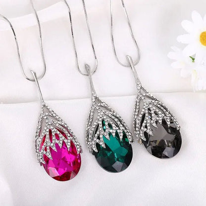 Fashion Crystal Diamond Water Dripping Sweater Chain Women's Geometric Long Necklace