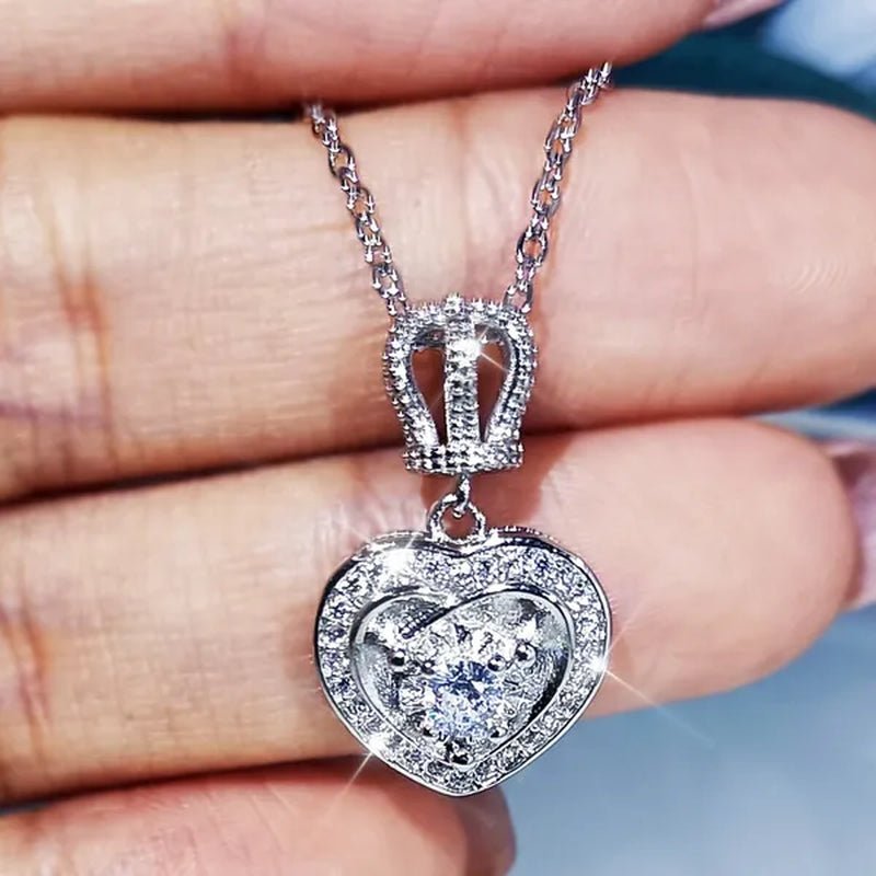 Fashion Cute Silver Plated Heart Shaped Crown Diamond Pendant Necklace for Women Wedding Engagement Rose Gold Clavicle Jewelry Gift