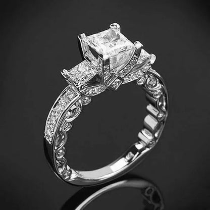 Classic and Fashionable silver-plated Super Flash Princess-cut Diamond Ring Bridal Engagement Wedding Ring Anniversary Christmas Gift Jewelry Accessories Size 5-11