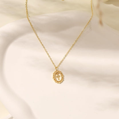 Cross Necklace for Women,Double Cross Necklace Gold Plated Cross Necklaces for Women Trendy Dainty 14K Gold Cross Pendant Necklace Simple Cute Choker Necklace Gold Charm Necklace for Women Jewelry